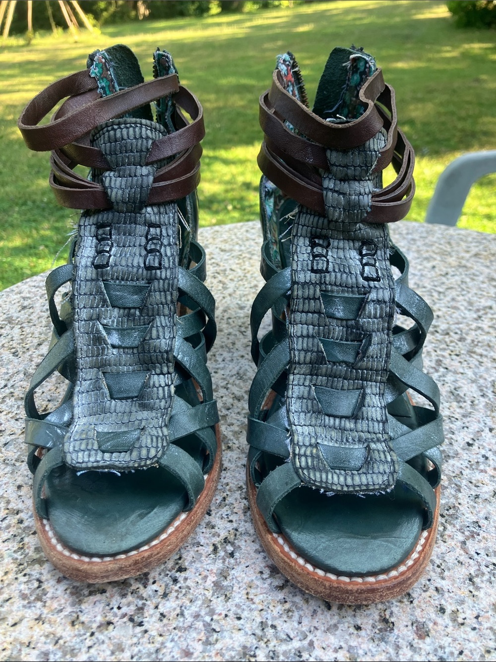 FreeBird by Steven Penny Blue Multi Woven Sandals 7 - Picture 1 of 10
